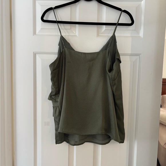 Express Olive Polka Dot Ruffle Camisole - Size M - NWT - Picture 4 of 6